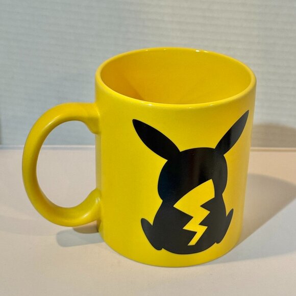 Pokemon Pikachu with Bolt 20oz Ceramic Mug Brand New - Picture 2 of 5